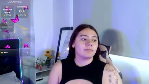 Snapshot of vanessa_gp chatting on 4, 7, 2026 Vanesa online show from 4, 7, 2026