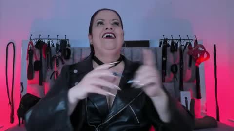 Vanessa online show from 25, 11, 2025