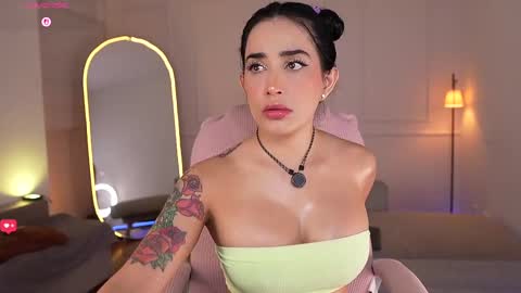 vanessa sexxy online show from 7, 10, 2025