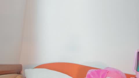 Snapshot of vanessaadol chatting on 18, 12, 2024 vanessaadol online show from 18, 12, 2024