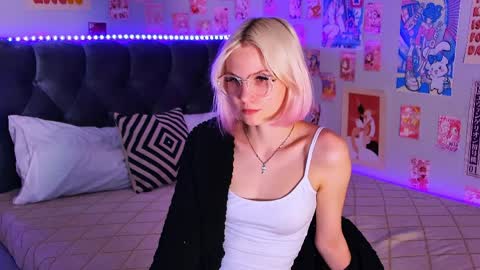 Vanessa online show from 9, 4, 2026