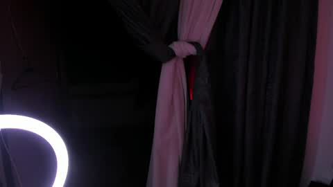 Snapshot of vanessascott_ chatting on 17, 5, 2026 vanessascott_ online show from 17, 5, 2026