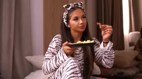Snapshot of vanessasimon chatting on 23, 4, 2026 Vanessa Simon online show from 23, 4, 2026
