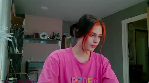vanessatenderness online show from 12, 4, 2026