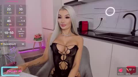 Snapshot of vanessavanne chatting on 27, 9, 2025 Vanessa online show from 27, 9, 2025