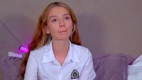 VanessaVienne online show from 3, 2, 2026