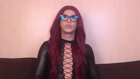 Snapshot of vanessaviperr chatting on 11, 9, 2025 Vanessa online show from 11, 9, 2025