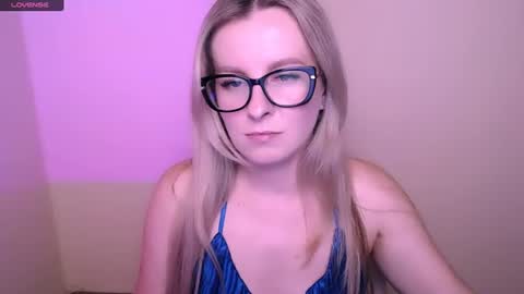 Mia online show from 11, 6, 2026