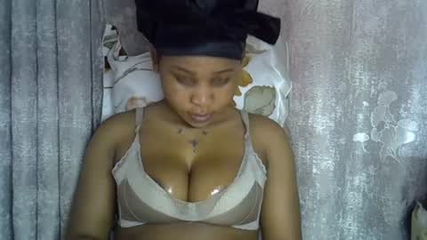 Snapshot of vanillavenus chatting on 28, 6, 2026 vanillavenus online show from 28, 6, 2026