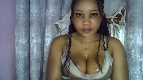 Snapshot of vanillavenus chatting on 12, 7, 2026 vanillavenus online show from 12, 7, 2026