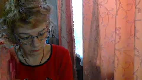 Vanillaxcreamy online show from 6, 2, 2026