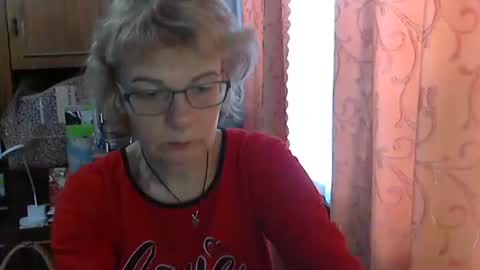 Vanillaxcreamy online show from 13, 2, 2026