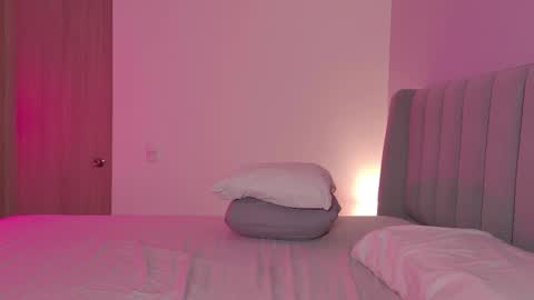 Snapshot of vanlet chatting on 13, 5, 2026 Elizabeth online show from 13, 5, 2026
