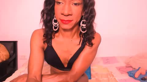 Snapshot of vannesascott chatting on 13, 12, 2024 VANNESA online show from 13, 12, 2024