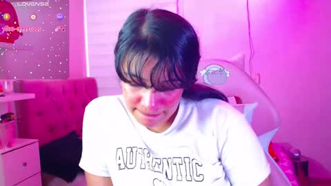 Snapshot of vannessa_shy chatting on 11, 12, 2024 Vanesa online show from 11, 12, 2024