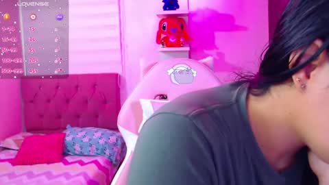 Snapshot of vannessa_shy chatting on 27, 12, 2024 Vanesa online show from 27, 12, 2024