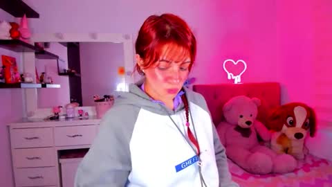 Snapshot of vannessa_shy chatting on 4, 6, 2026 Vanesa online show from 4, 6, 2026