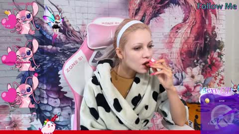 Snapshot of vasya_sylvia chatting on 8, 12, 2024 Vasya Sylvia online show from 8, 12, 2024