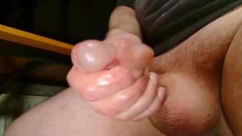 Tom online show from 13, 10, 2025