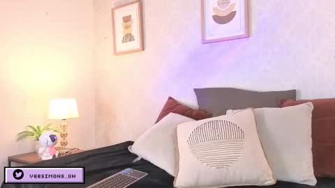 Vee Simons online show from 31, 1, 2026