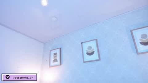 Vee Simons online show from 1, 4, 2026