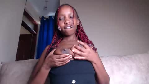 Snapshot of veey_dellah chatting on 4, 4, 2026 veey online show from 4, 4, 2026
