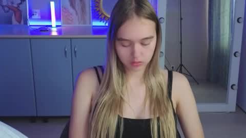 Snapshot of vel1ka chatting on 9, 9, 2025 Barbara online show from 9, 9, 2025