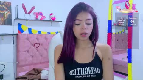 Snapshot of velinahoneyy chatting on 1, 7, 2026 velinahoneyy online show from 1, 7, 2026