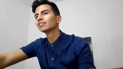 velk_hot1 online show from 8, 3, 2025