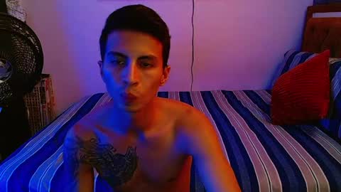 Snapshot of velk_hot1 chatting on 23, 5, 2026 velk_hot1 online show from 23, 5, 2026