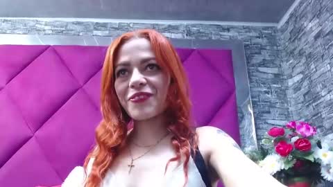 Snapshot of vellaparis chatting on 10, 1, 2025 vellaparis online show from 10, 1, 2025