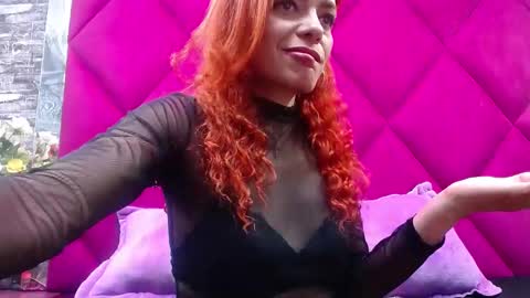 Snapshot of vellaparis chatting on 15, 1, 2025 vellaparis online show from 15, 1, 2025