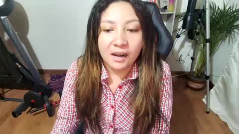 Im VelaI will be Christmas and New Year with my family December 22 to January 13 I will miss you guys. online show from 28, 1, 2025