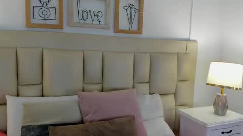 Velora online show from 19, 10, 2025