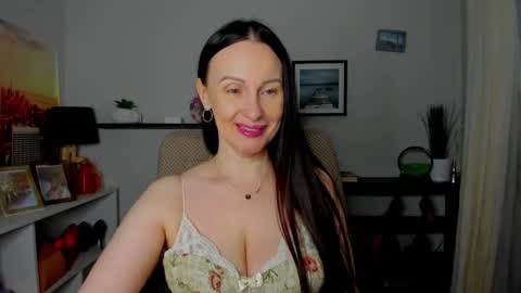 Jasmine online show from 6, 11, 2025