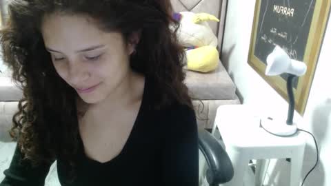 velvet_moon_v online show from 26, 11, 2025