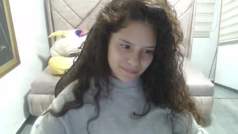 velvet_moon_v online show from 14, 1, 2026