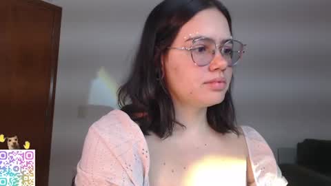 Snapshot of velvetcrystal chatting on 19, 7, 2026 Crystal PVT OPEN online show from 19, 7, 2026