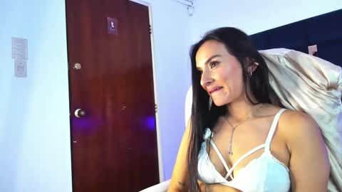 Velvet online show from 22, 4, 2026
