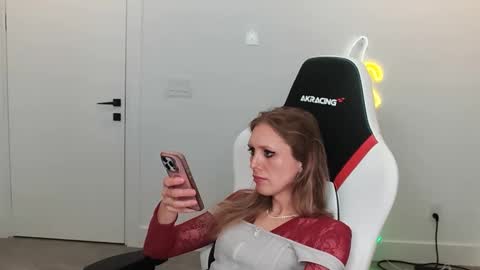 VelvetTGirl online show from 11, 2, 2026