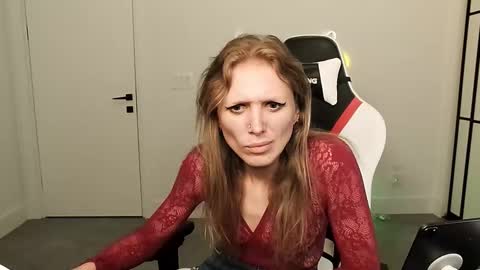 VelvetTGirl online show from 24, 2, 2026