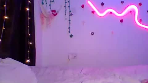 COCO XOXO online show from 30, 9, 2025