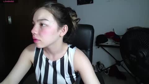 Venelope 3 online show from 13, 2, 2025