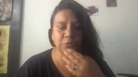 Snapshot of venus_allen_ chatting on 7, 6, 2026 Venus Room online show from 7, 6, 2026
