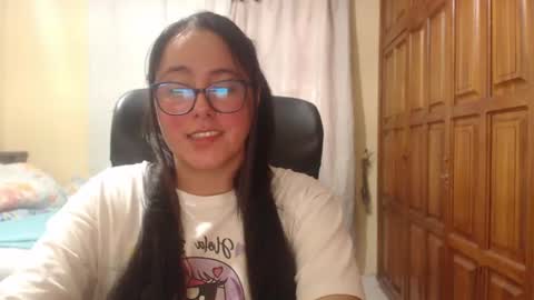 Snapshot of venus_cat_ chatting on 19, 6, 2026 Venus online show from 19, 6, 2026