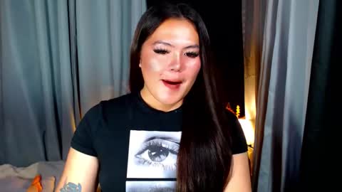 Snapshot of venus_colly chatting on 13, 4, 2026 I am Colly Your mystery girl online show from 13, 4, 2026