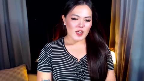 Snapshot of venus_colly chatting on 29, 5, 2026 I am Colly Your mystery girl online show from 29, 5, 2026