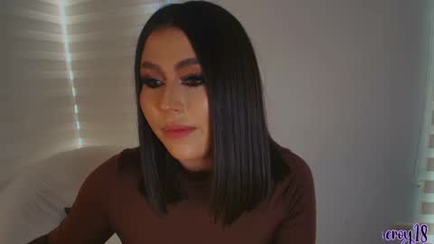 Snapshot of venus_leroy chatting on 31, 10, 2025 Venus online show from 31, 10, 2025