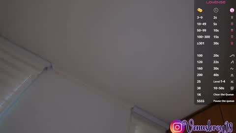 Snapshot of venus_leroy chatting on 4, 11, 2025 Venus online show from 4, 11, 2025