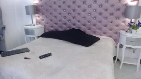 Snapshot of venusandrea29 chatting on 5, 2, 2026 Venus online show from 5, 2, 2026